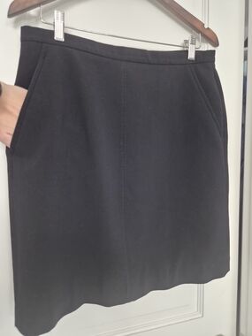 Anne Klein Black Pencil Skirt with Pockets